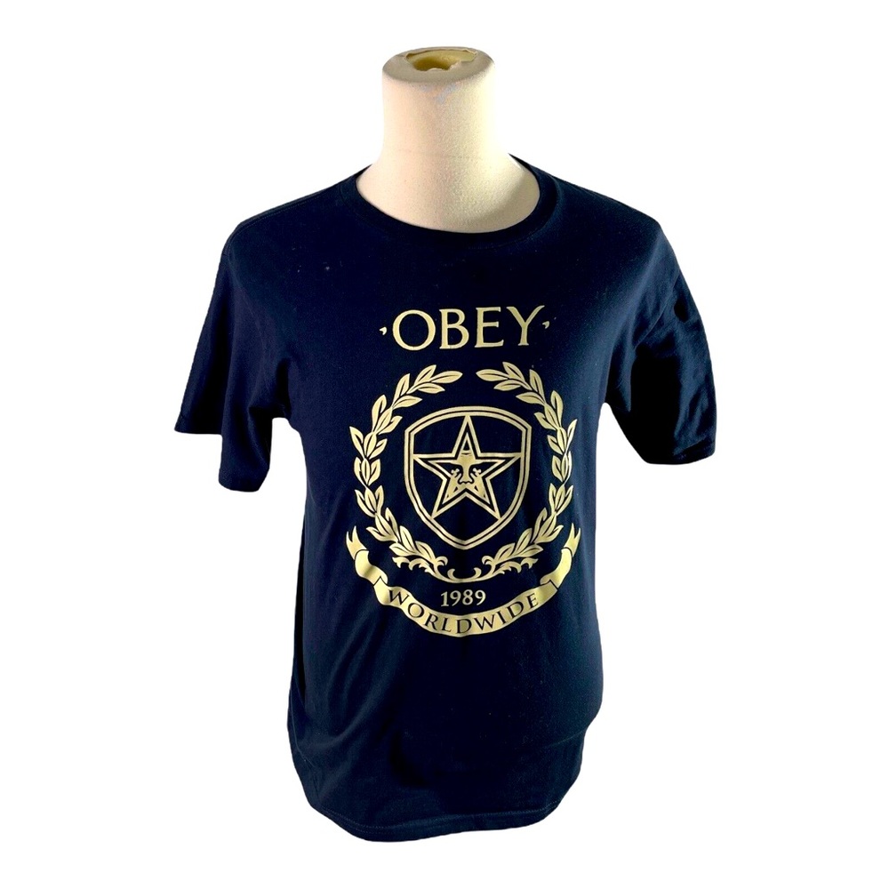 Obey‎